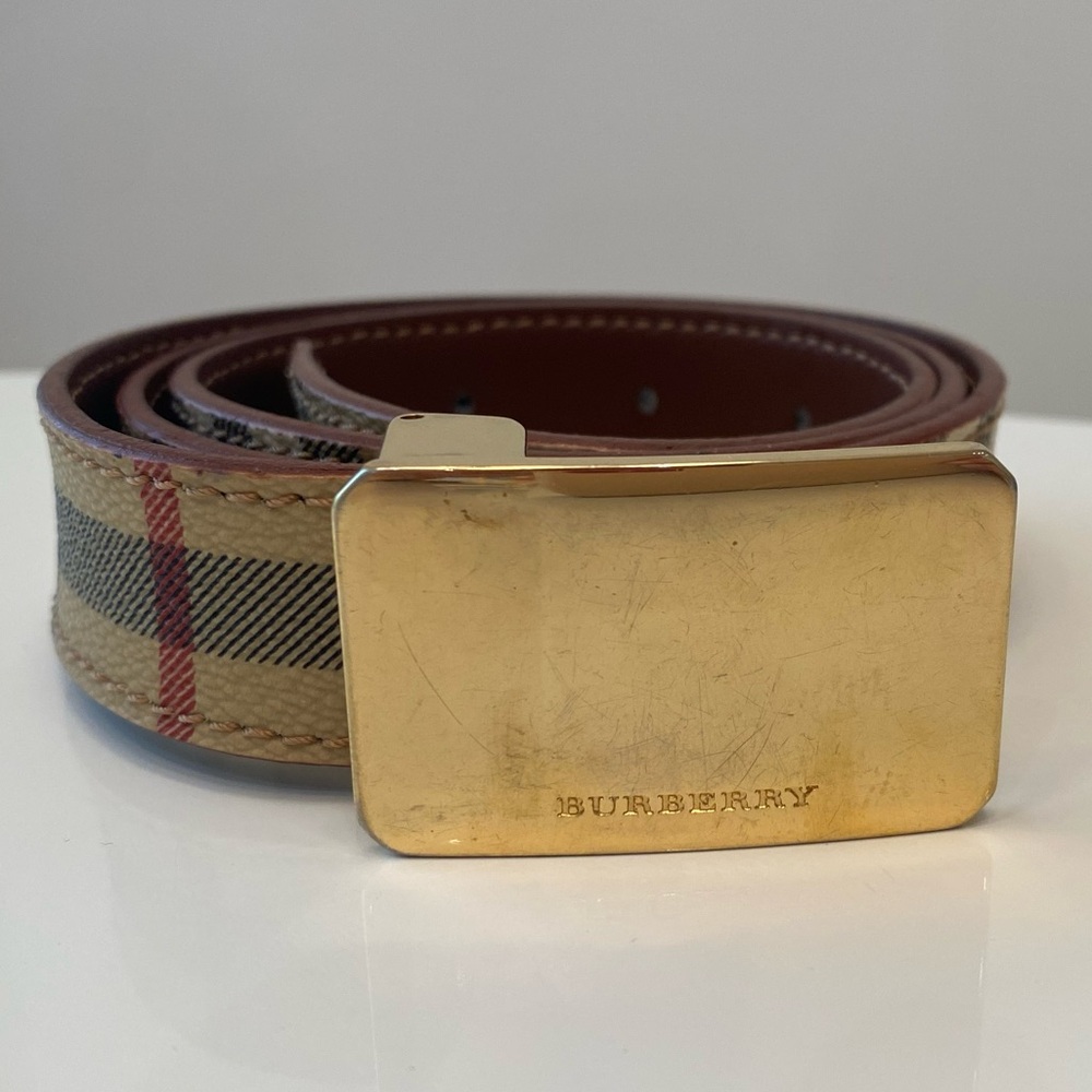 BURBERRY PLAID LEATHER BELT W GOLD BUCKLE DETAIL